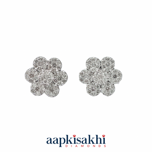 Floral Earring in White Gold